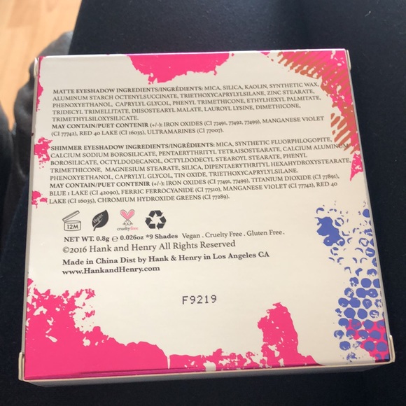 Hank & Henry Living In Color 9 Pan Palette BNIB - Picture 5 of 5